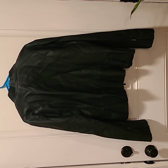 Jacket - Picture 4 of 4
